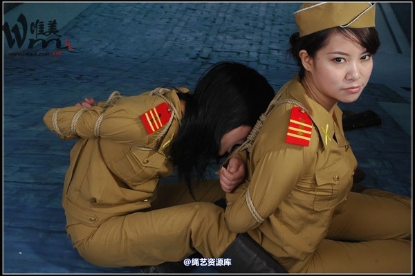 唯美之家 - 08-05-07特务 第 256 张图片