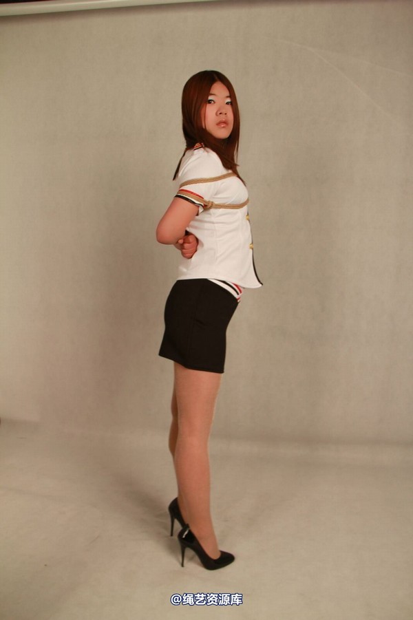 胜景山庄 - 003-空姐制服 第 2 张图片