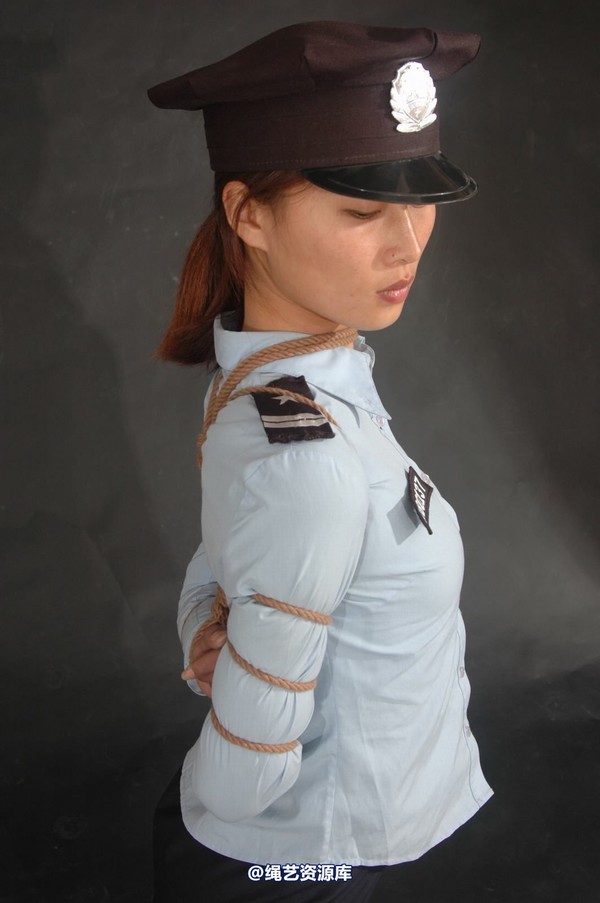 mj影视 - 倾心警服 第 135 张图片