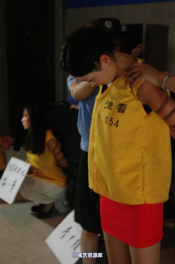 mj影视 - “XX市夏季严打活动纪实”剧照 第 8 张图片