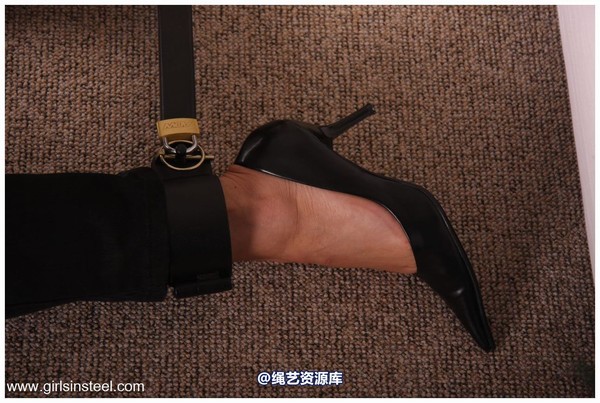 girlsinsteel - uncomfortable position 第 44 张图片
