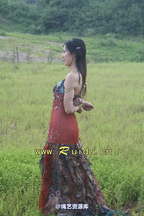 锐度主张 - 20070818第29期 宝宝草地漫舞图片 第 274 张图片