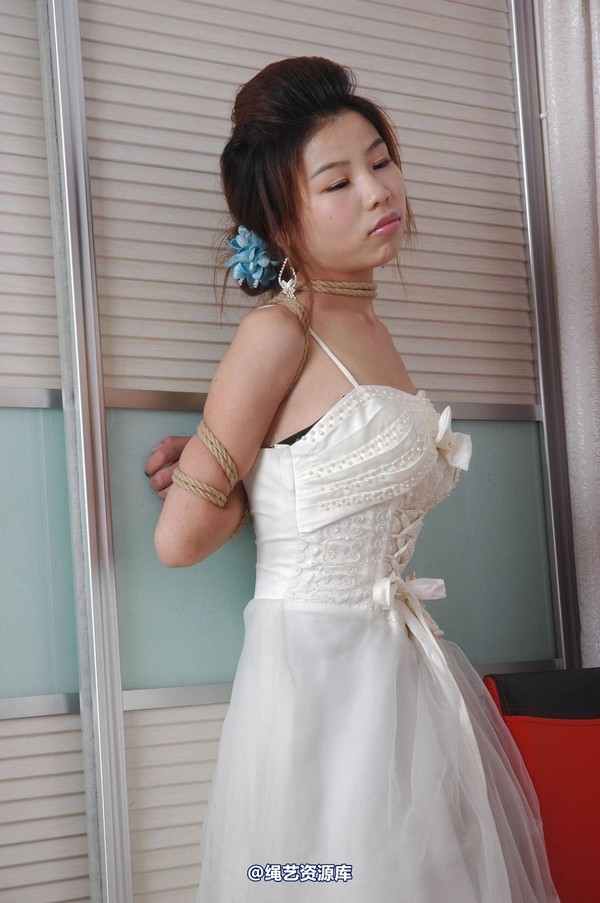 唯美之家 - 丽莎婚纱捆绑2010-7-8 第 74 张图片