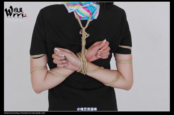 唯美之家 - 09-8-23兰玉制服捆绑 第 89 张图片