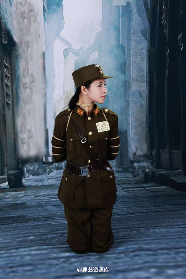 神艺缘 - 235-美式女制服 第 2 张图片