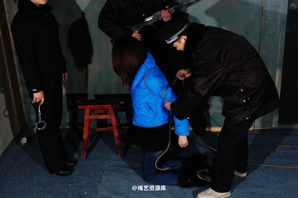 mj影视 - 故意杀人犯黄燕－绑赴刑场2013-03-28 第 125 张图片