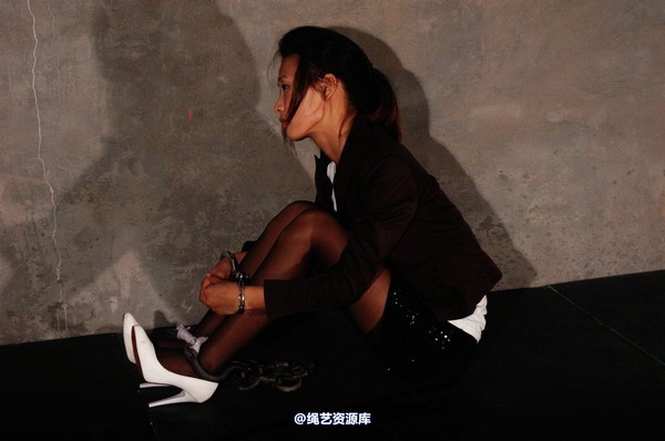 mj影视 - 倾心罪恶红唇2 第 50 张图片