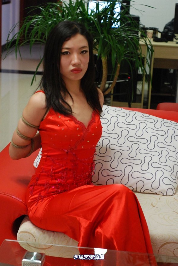 唯美之家 - 小舒淇-红色礼服 第 2 张图片