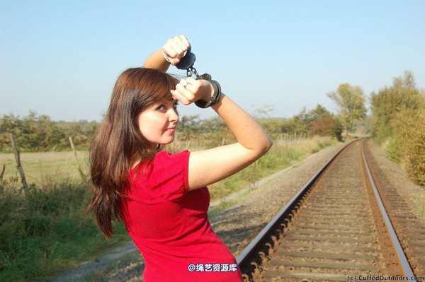 cuffedoutdoors - cod276 第 2 张图片
