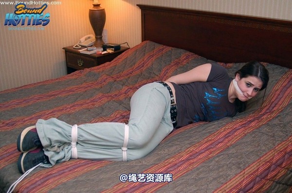 boundhotties - Addie Juniper 2 第 3 张图片