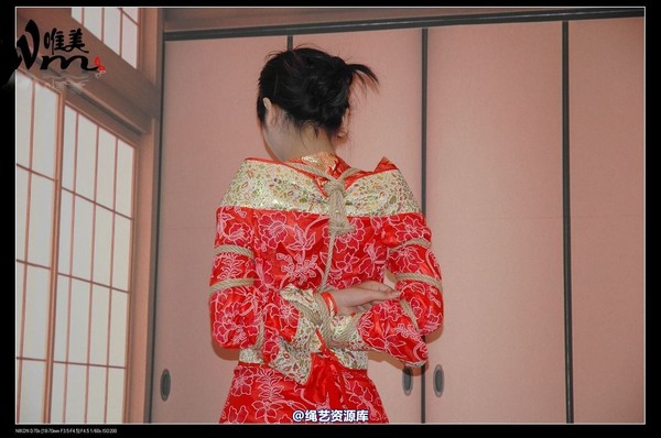 唯美之家 - 08-05-29盈盈汉服-护士装 第 15 张图片