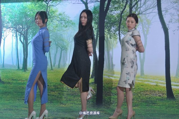 mj影视 - 三大模特争秀1 第 276 张图片