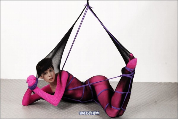 simplytied - Fawnya in fishnet 第 25 张图片
