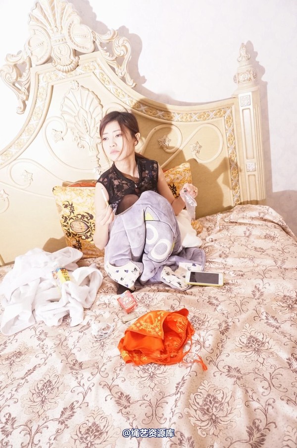 dk13美束馆 - 2.13-小宝黑袍j-111P 第 84 张图片