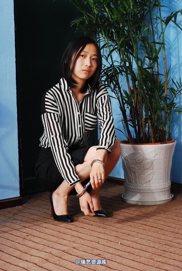 唯美之家 - 白雪试服装12 第 27 张图片