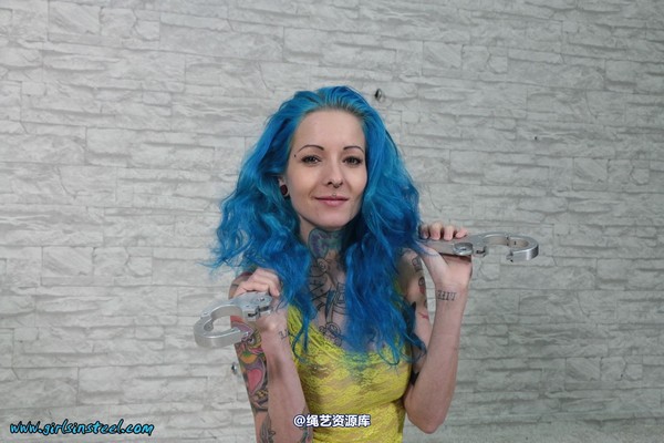 girlsinsteel - Tattoo model very helpless 第 8 张图片