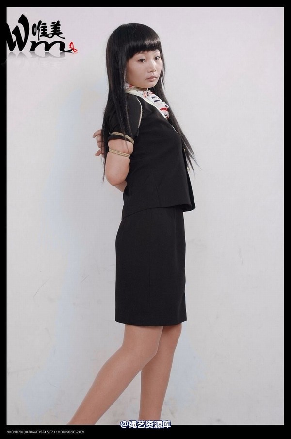 唯美之家 - 2009-6-15小双空姐服 第 32 张图片