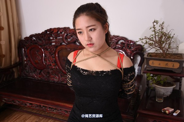 mj影视 - 余梦露新年照 第 745 张图片