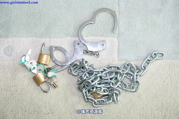 girlsinsteel - Irinas selfbondage 第 162 张图片