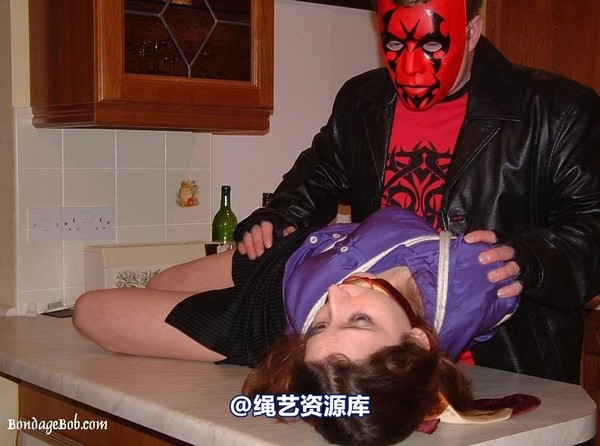 bondagebob - Jasmine De Launay The mystery intruder 3 第 24 张图片