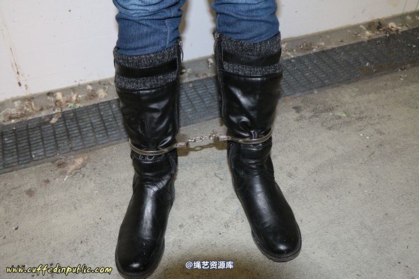 girlsinsteel - High security handcuffs 第 24 张图片