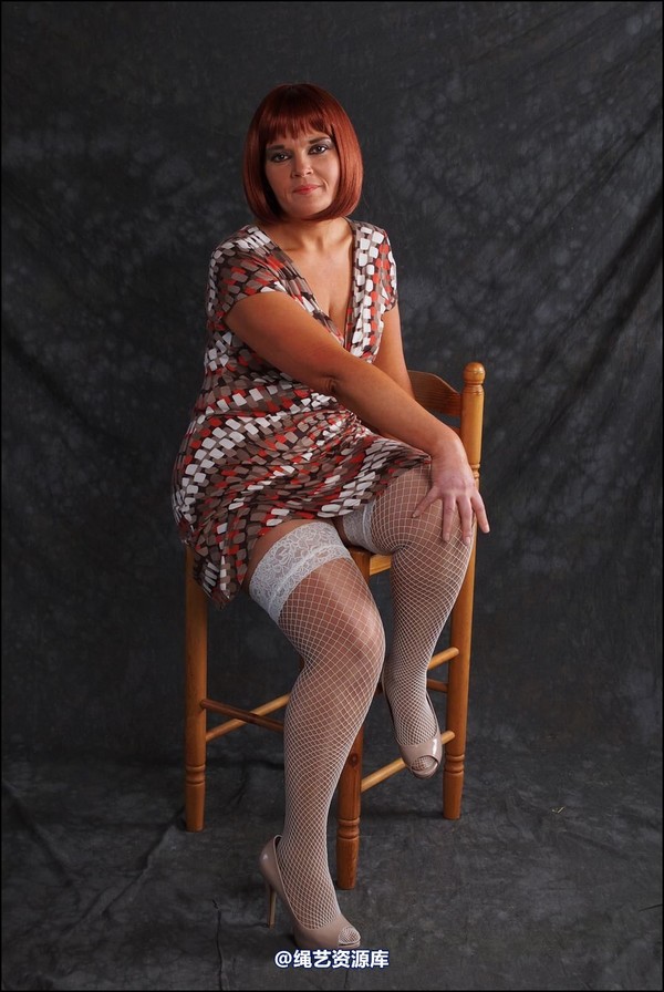 simplytied - Miss Jones chair tied 第 2 张图片