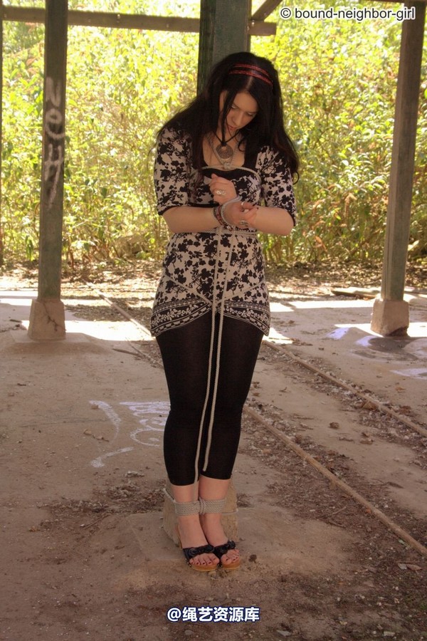 bound-neighbor-girl - Jasmin - Tied up in the ruins 1 第 46 张图片