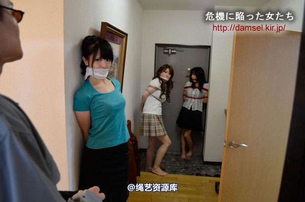 jpdamsel - 20120212 逃走３人の女　２ 第 10 张图片