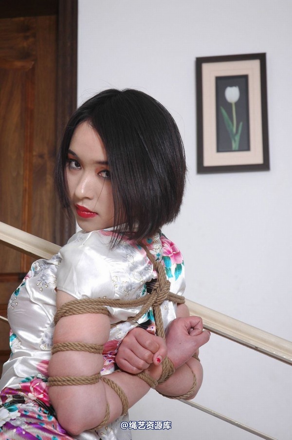 唯美之家 - 新模家欣旗袍装 第 39 张图片