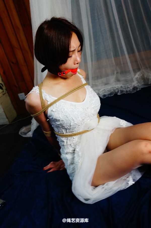 dk13美束馆 - 9.16-小仙儿白婚纱-B130P 第 18 张图片