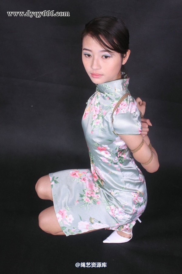 典雅倩影 - 093-忆君眼前如见君，瑶草芳兮思芬蒀 第 9 张图片