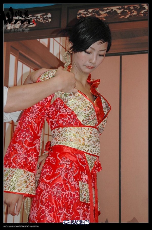 唯美之家 - 08-05-29盈盈汉服-护士装 第 255 张图片