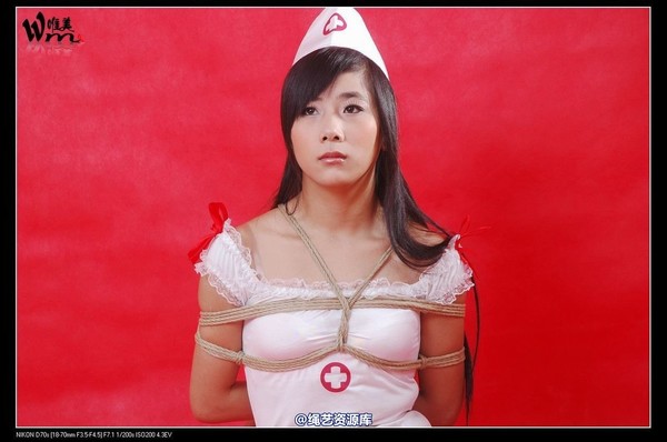 唯美之家 - 2008-11-01紫轩护士制服1 第 58 张图片