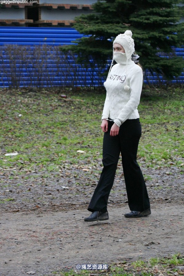 gaggedinpublic - gip100 第 58 张图片