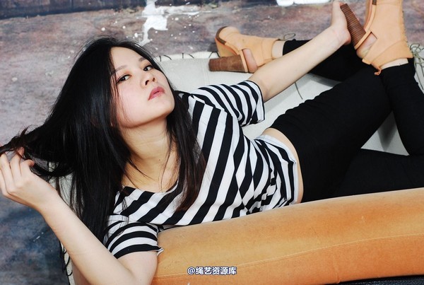 唯美之家 - 思欣红礼服 第 80 张图片