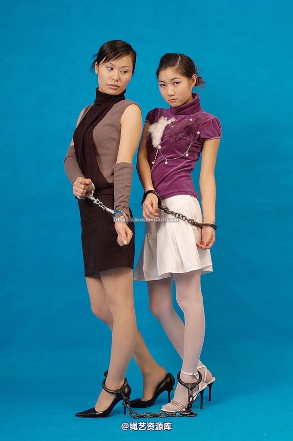 丽柜美束 - 2005-12-11 第 2 张图片