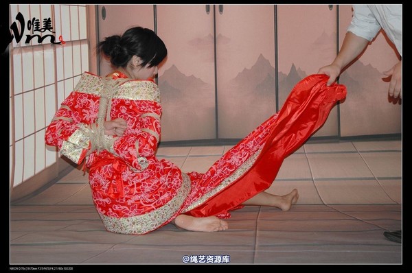 唯美之家 - 08-05-29盈盈汉服-护士装 第 66 张图片