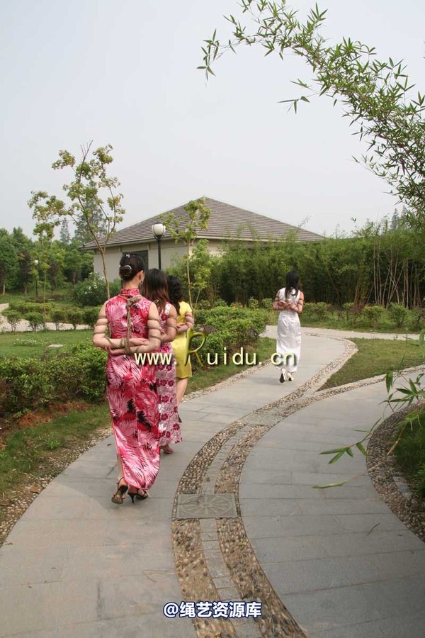 锐度主张 - 20070629第22期 诗情画意  模特：大小灵 第 3 张图片