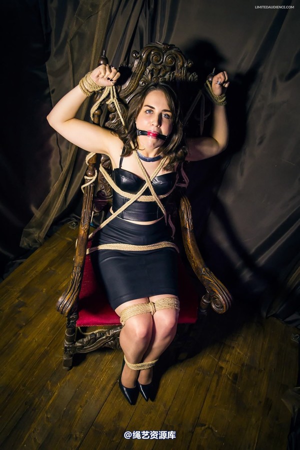 limitedaudience - 2015 freya held for ransom 第 8 张图片
