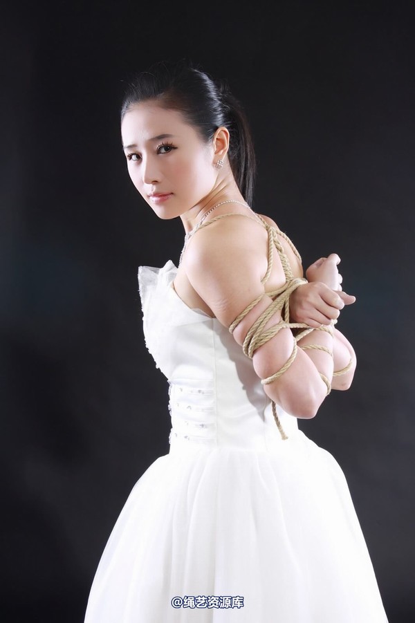 神艺缘 - 184-婚纱KB 第 56 张图片
