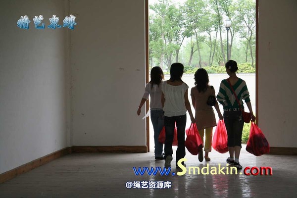 锐度主张 - 20070622第21期 诗情画意 模特：大小灵儿 第 35 张图片