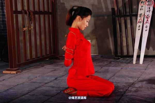 mj影视 - 倾心 玲珑女囚 第 208 张图片