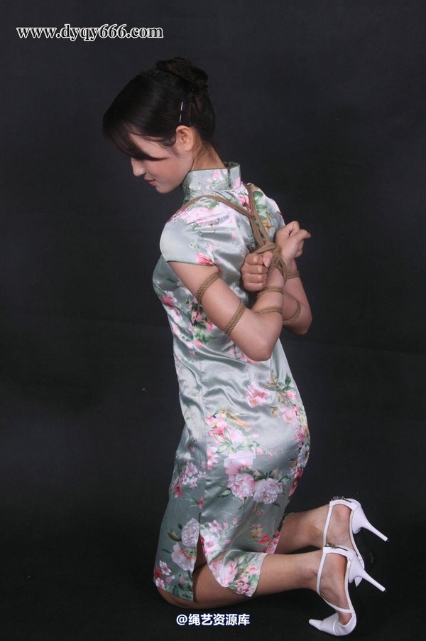 典雅倩影 - 093-忆君眼前如见君，瑶草芳兮思芬蒀 第 121 张图片