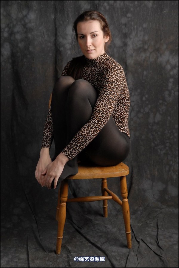 simplytied - Cassie in bodysuit 第 2 张图片