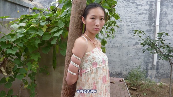 mj影视 - 夏晓夏唯美 第 20 张图片