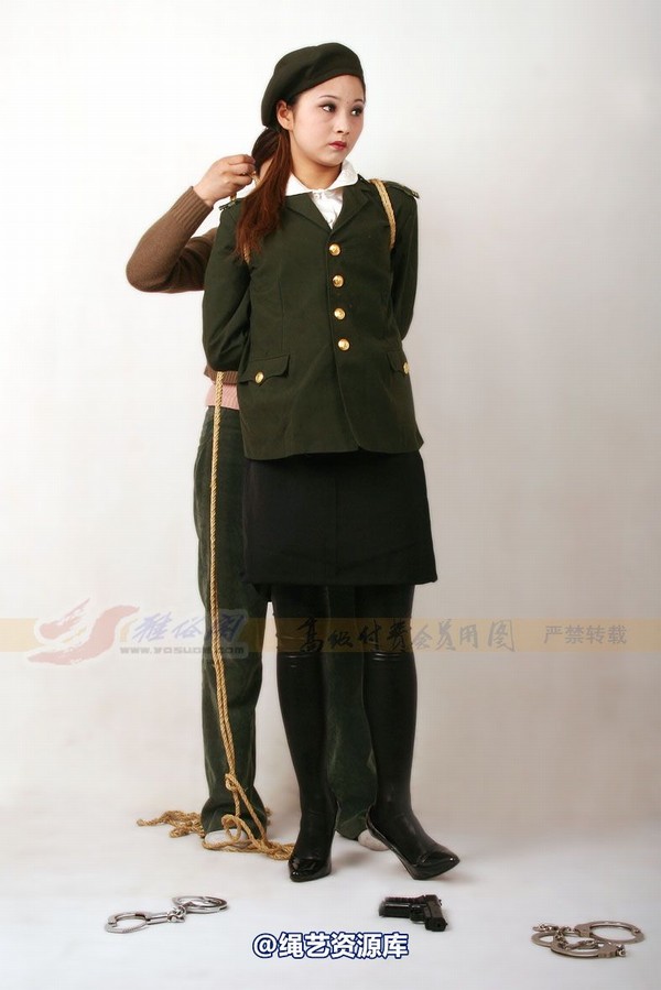 雅俗阁 - 20060401雅思警服 第 11 张图片