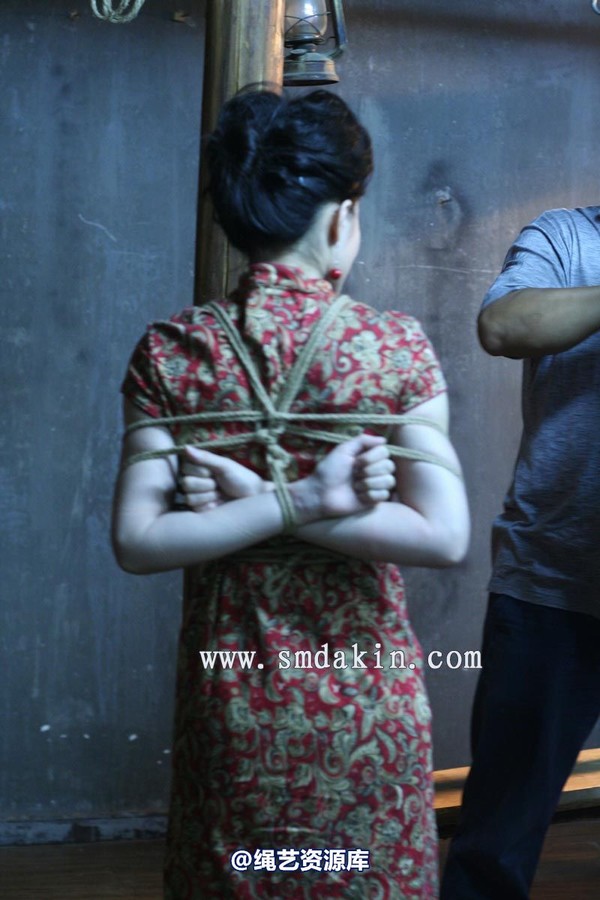 锐度主张 - 2009年第56期捆绑图（2009.11.29）模特：叶子 晓云 第 27 张图片