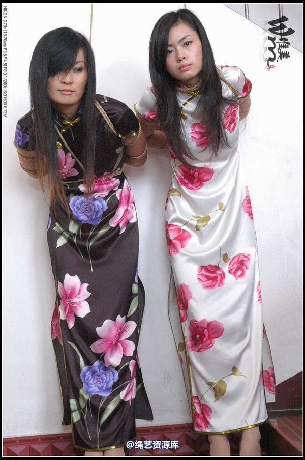 唯美之家 - 2008-09-24小妖琪琪旗袍绳艺 第 97 张图片