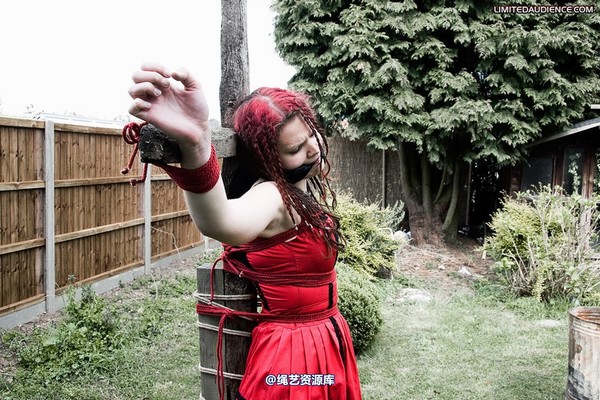 limitedaudience - 2010 beckykat out in the cold 第 21 张图片