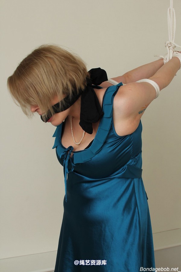 bondagebob - Temptress Kate Pantyhose gag 第 152 张图片